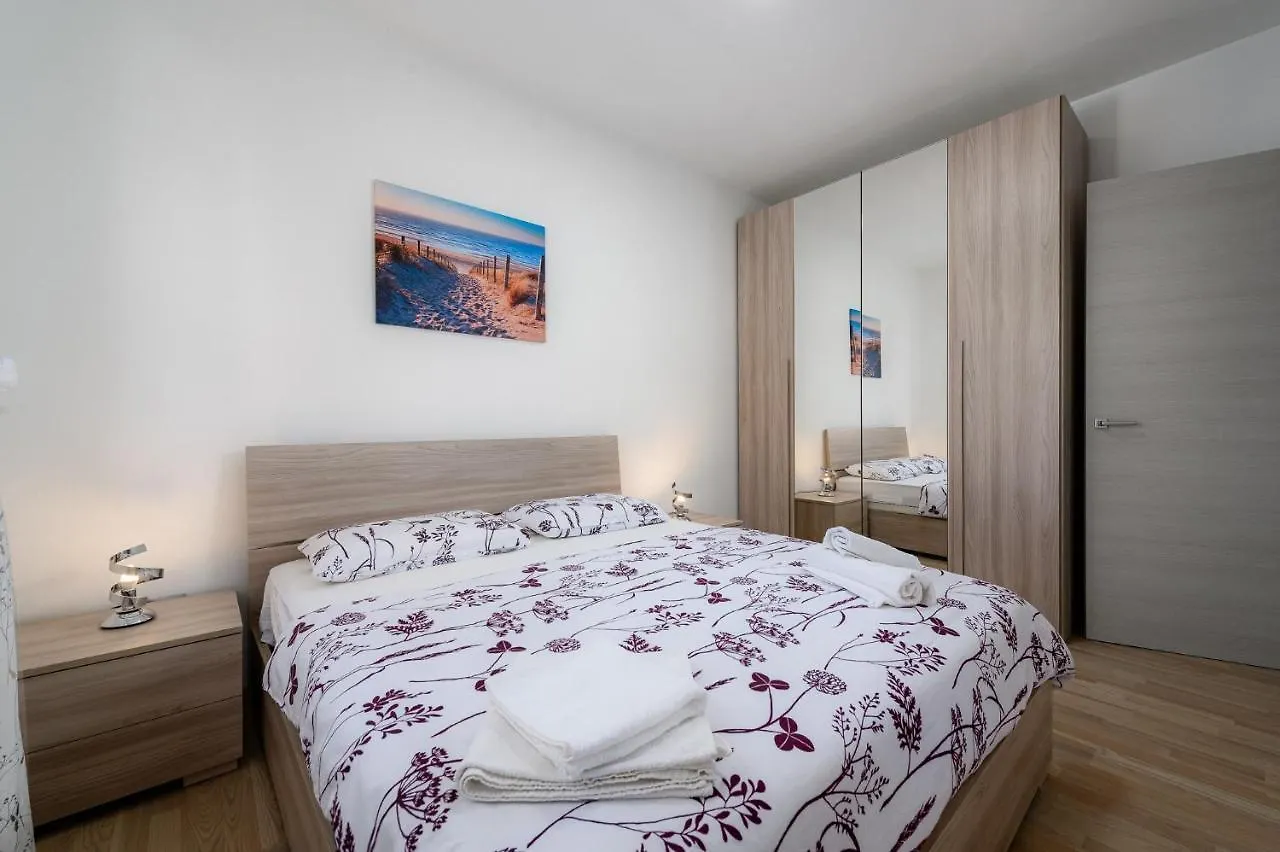 Stancija Amoroso Porec Apartments 0*,