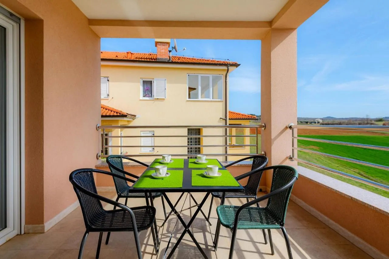 Stancija Amoroso Porec Apartments